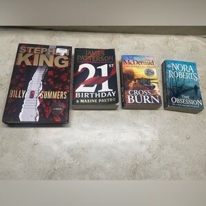 4 book bundle , Stephen King , James Patterson, Val McDermid, Nora Robert’s